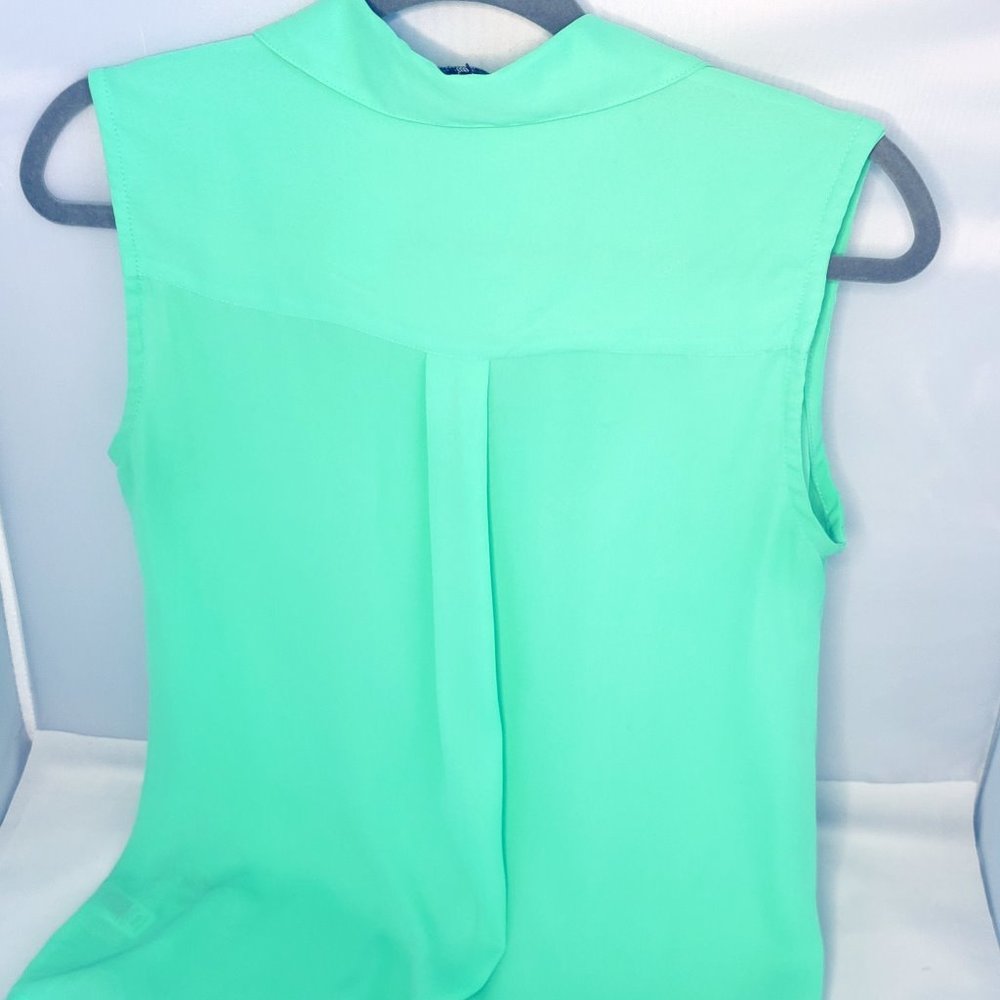 Express Mint Button down shirt